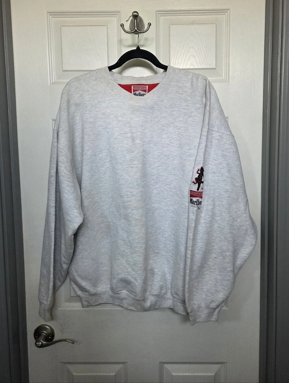 90s Marlboro Adventure Team Gray Sweatshirt With Black Lizard Logo Large Grunge